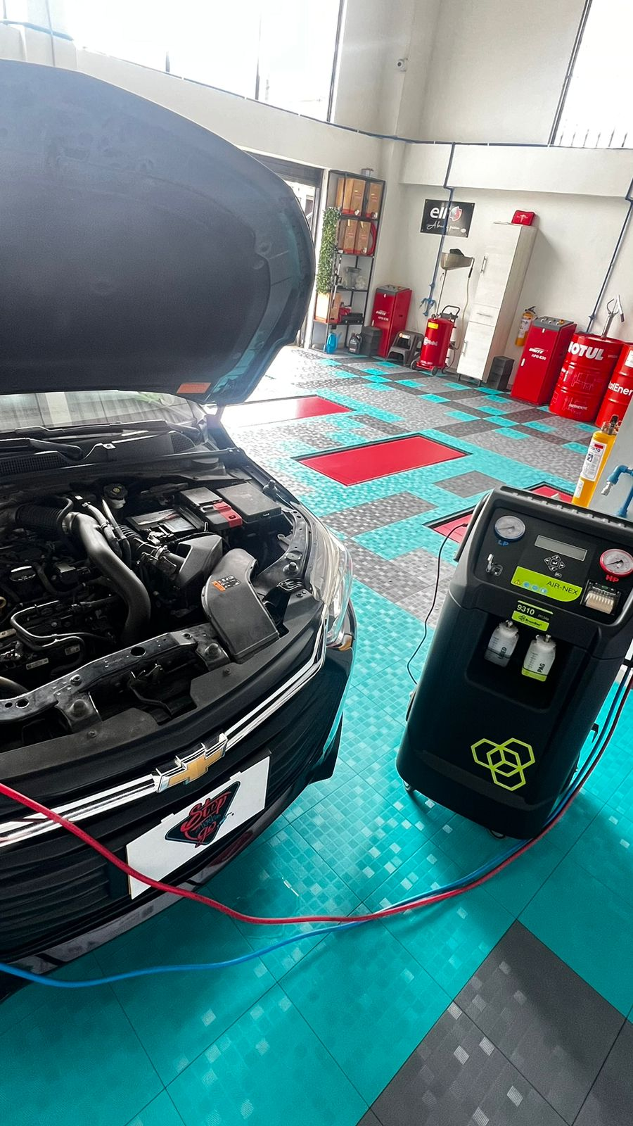 Servicio de aire acondicionado automotriz